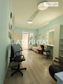 Продаж комерційного приміщення на вул. Владислава Бувалкіна, площа 22 кв. м • ID 34501014