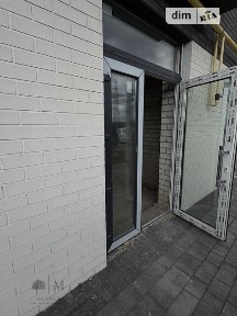 Продаж комерційного приміщення на вул. Соборна 2К, площа 30.6 кв. м • ID 34139499