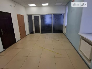 Продаж комерційного приміщення на вул. Визволення, площа 178 кв. м • ID 33402407