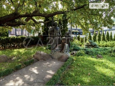 Продаж комерційного приміщення на вул. Петра Сагайдачного, площа 224.6 кв. м • ID 33400616