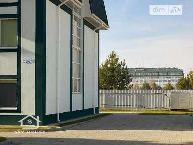 Продаж комерційного приміщення на вул. Дипломатична, площа 293.1 кв. м • ID 33351538