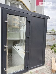 Продаж комерційного приміщення на вул. Соборна 283, площа 38 кв. м • ID 33088484