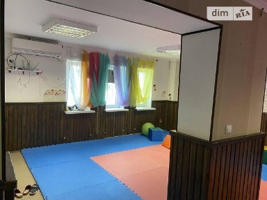 Продаж комерційного приміщення на вул. Грушевського, площа 180 кв. м • ID 33081654