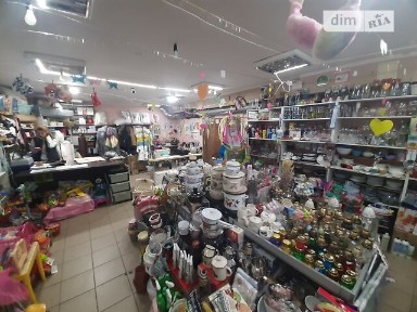 Продаж комерційного приміщення на бул. Олександрійський, площа 238.8 кв. м • ID 33050162