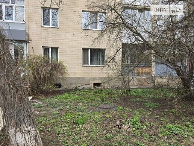 Продаж комерційного приміщення на вул. Замостянська 24, площа 52 кв. м • ID 33049253