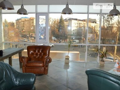 Продаж комерційного приміщення на вул. Перемоги 53, площа 40 кв. м • ID 33029391