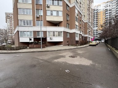 Продаж комерційного приміщення на вул. Черняховського 21В, площа 146.7 кв. м • ID 32939804