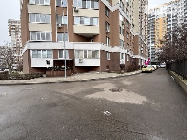 Продаж комерційного приміщення на вул. Черняховського 21В, площа 146.7 кв. м • ID 32939804