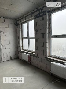 Продаж комерційного приміщення на просп. Небесної Сотні 100/1, площа 43 кв. м • ID 32711992