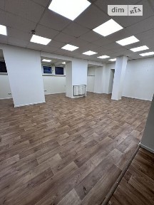 Продаж комерційного приміщення на вул. Дегтярівська, площа 233 кв. м • ID 32380310