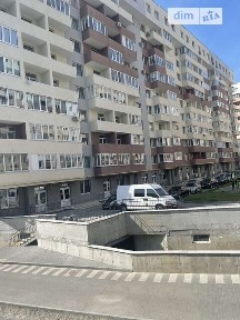 Продаж комерційного приміщення на вул. Угорська 14, площа 58 кв. м • ID 32364172