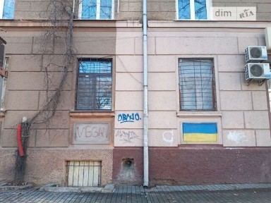 Продаж комерційного приміщення на пл. Соборна 10, площа 36 кв. м • ID 32351880