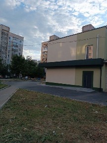Продаж комерційного приміщення на вул. Антонова Олега, площа 200 кв. м • ID 32243584