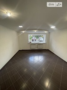 Продаж комерційного приміщення на вул. Замостянська 51, площа 67 кв. м • ID 32167958