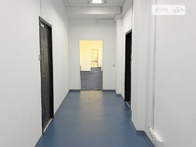 Продаж комерційного приміщення на пл. Львівська 13, площа 7352 кв. м • ID 31663819