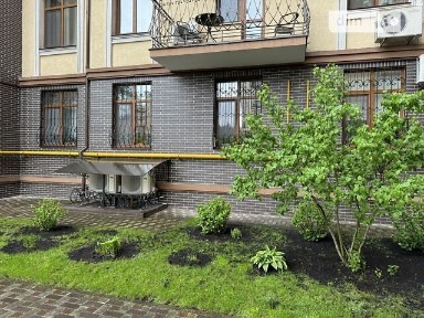 Продаж комерційного приміщення на вул. Незалежності, площа 96.5 кв. м • ID 31341091