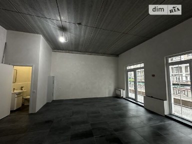 Продаж комерційного приміщення на вул. Михайла Максимовича 26, площа 41 кв. м • ID 31293825