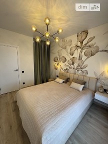 Продаж 1к квартири 32 кв. м на вул. Інститутська 5 • ID 35031939