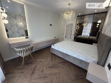 Продаж 1к квартири 55 кв. м на вул. Івана Франка 40 • ID 34971531