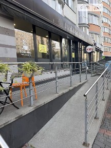 Здається комерційне приміщення на вул. Миколайчука Івана 6, площа 130 кв. м • ID 34971596
