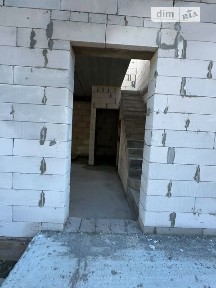 Продаж 2 поверхового будинку 72 кв. м, 4 кімнати, на вул. Київська 1 • ID 34971876
