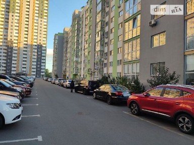 Довготривала оренда 3к квартири на вул. Миколи Хвильового 3 • ID 34973692