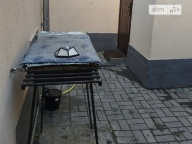 Довгострокова оренда частини будинку від посередника на просп. Науки • ID 34973902