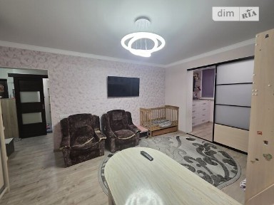 Продаж 2к квартири 43 кв. м на вул. Євгена Чикаленка • ID 34973860