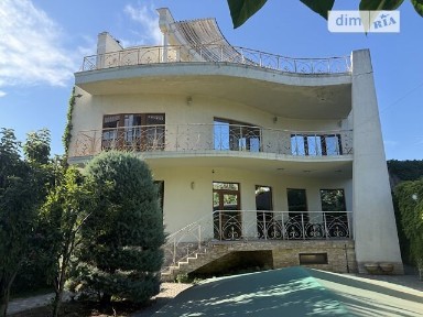Продаж 3 поверхового будинку з верандою і ділянкою на 4 сотки, 384.4 кв. м, 6 кімнат, на вул. Львівська 2 • ID 34973828