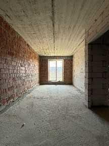 Продам БЕЗ КОМІСІЇ ! Продам 1-кімн. квартиру з власним двориком біля Бучанського парку. ГОТОВА ДО РЕМОНТУ ! ГАЗ ! Всі Держпрограми !