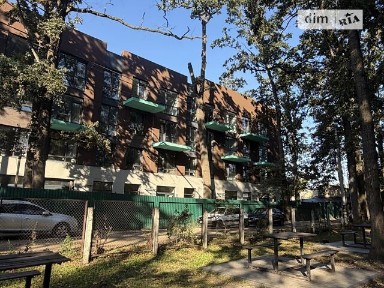 Продаж 1к квартири 29 кв. м на вул. Щаслива 1 • ID 34974196
