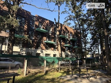 Продаж 1к квартири 29 кв. м на вул. Щаслива 1 • ID 34974196