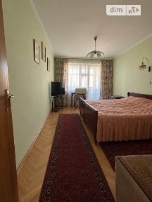 Продаж 3к квартири 72 кв. м на просп. Незалежності • ID 34974077