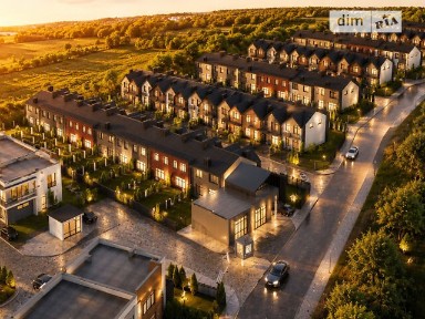 Продаж 2 поверхового таунхауса з ділянкою на 1.5 сотки, 82 кв. м, 3 кімнати, на вул. Чумака • ID 34976592