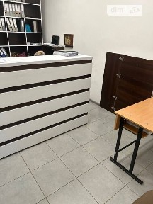 Оренда офісного приміщення на дор. Фонтанська 3А, приміщень -, поверх - 1 • ID 34976382