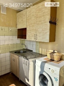 Довготривала оренда 2к квартири на вул. Космічна 3 • ID 34975820