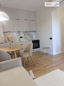 Довготривала оренда 1к квартири на вул. Краснова 1Е • ID 34975641