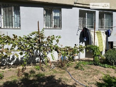 Продаж 3к квартири 71 кв. м на вул. Івана Фунтового • ID 34977200