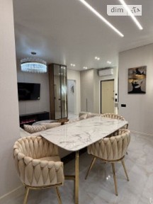 Продаж 2к квартири 67 кв. м на вул. Краснова 1Г • ID 34977139