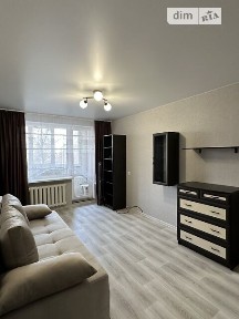 Продаж 1к квартири 35 кв. м на вул. Володимира Великого 89 • ID 34976881