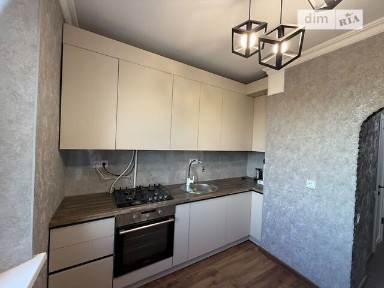 Продаж 1к квартири 35 кв. м на вул. Дубенська 40 • ID 34976640