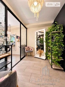 Продаж 2к квартири 44 кв. м на вул. Жилянська 45 • ID 34976576