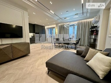 Продаж 4к квартири 150 кв. м на вул. Срібнокільська 14А • ID 34976170