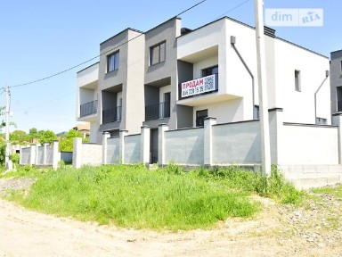 Продаж 3 поверхового дуплекса з ділянкою на 3 сотки, 240 кв. м, 4 кімнати, на вул. Берегівська • ID 34977104