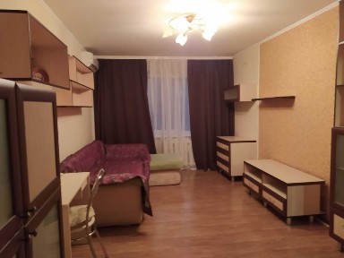 Оренда 1-кімнатної квартири 36 м², Героїв Дніпра вул., 38В