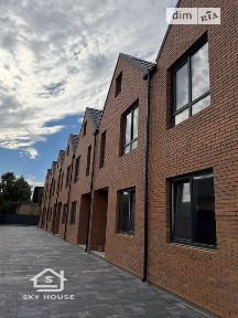 Продаж 2 поверхового таунхауса з ділянкою на 1 сотку, 94 кв. м, 4 кімнати, на вул. Слов'янська • ID 34978476