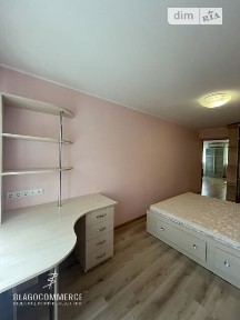 Довготривала оренда 1к квартири на просп. Космонавтів 8, кв. 23 • ID 34978751