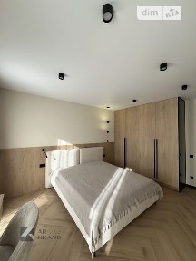 Продаж 1к квартири 62 кв. м на вулиця Виноградна • ID 34978689