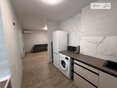Продаж 1к квартири 30.6 кв. м на вул. Парусна • ID 34978351