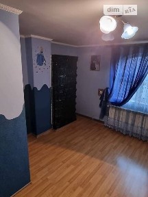 Продаж 2 поверхового будинку 250 кв. м, 9 кімнат, на вул. Крушник • ID 34977725